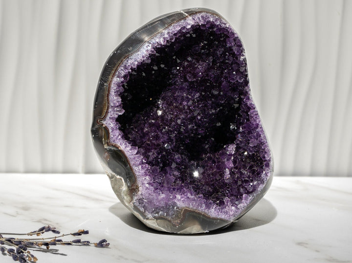 Amethyst Cut Base with white backdrop