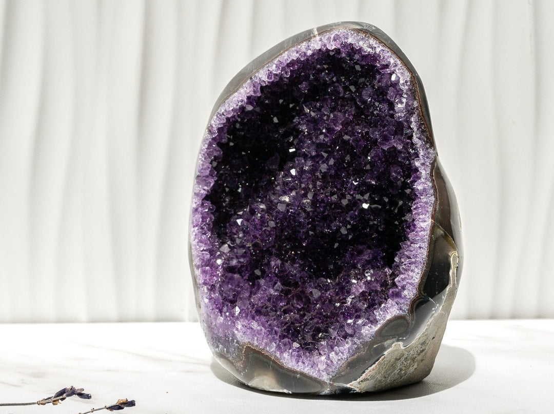 Amethyst Cut Base with white backdrop