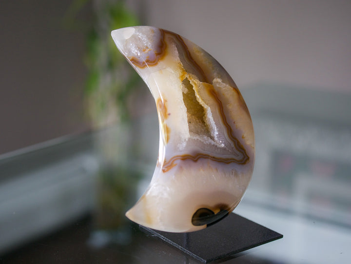 Large Agate Moon on Metal Stand