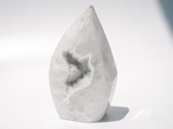 High Quality White Agate Flame with Sugar Druzy