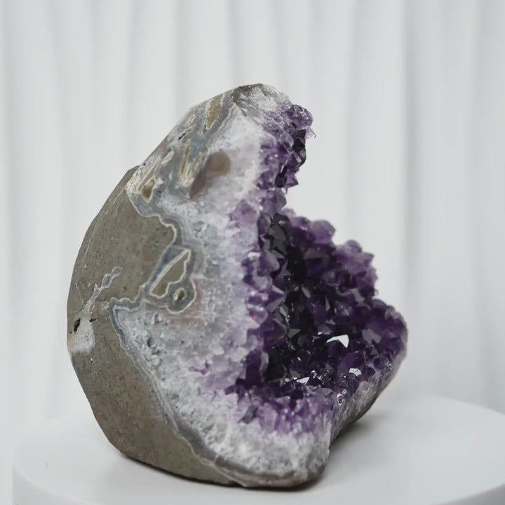 Amethyst Freeform Video